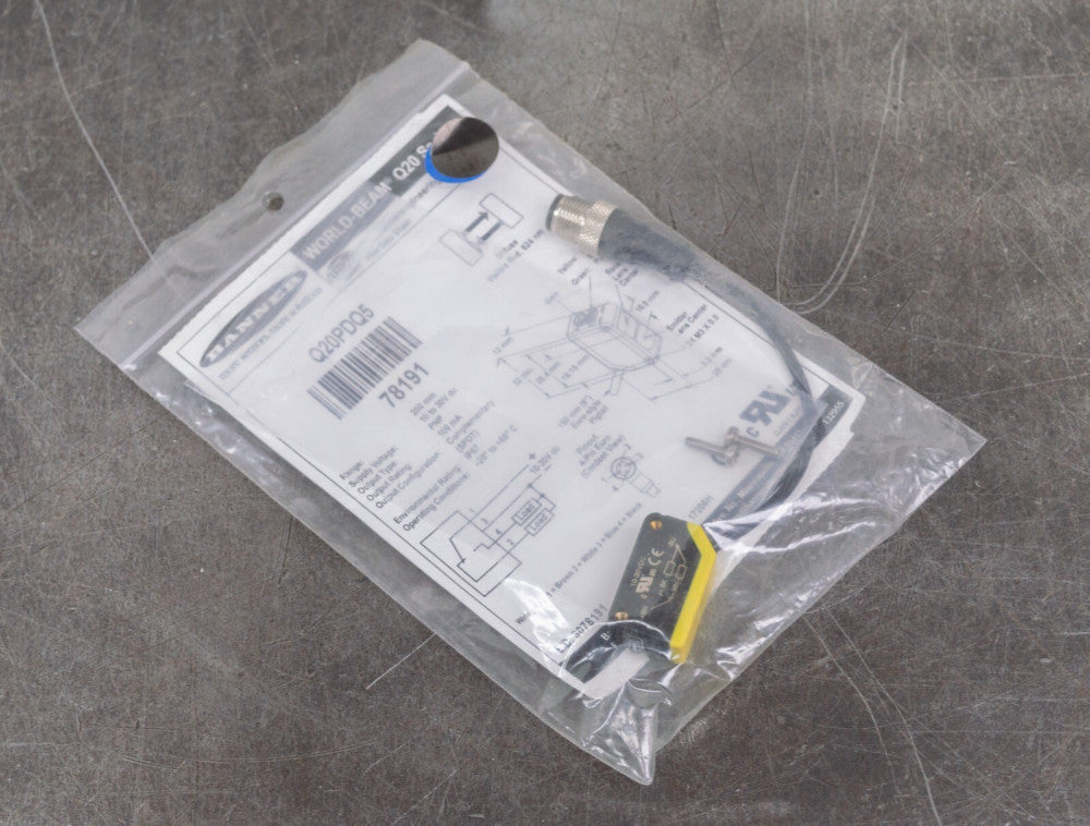 Banner Q20PDQ5 WORLD-BEAM Q20 Diffused Light Optical Photo Sensor