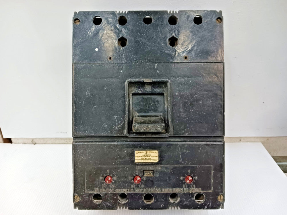 Westinghouse 400 Amp De-ion Circuit Breaker 3 Pole 600 VAC LA3400F W/ 250A Trip