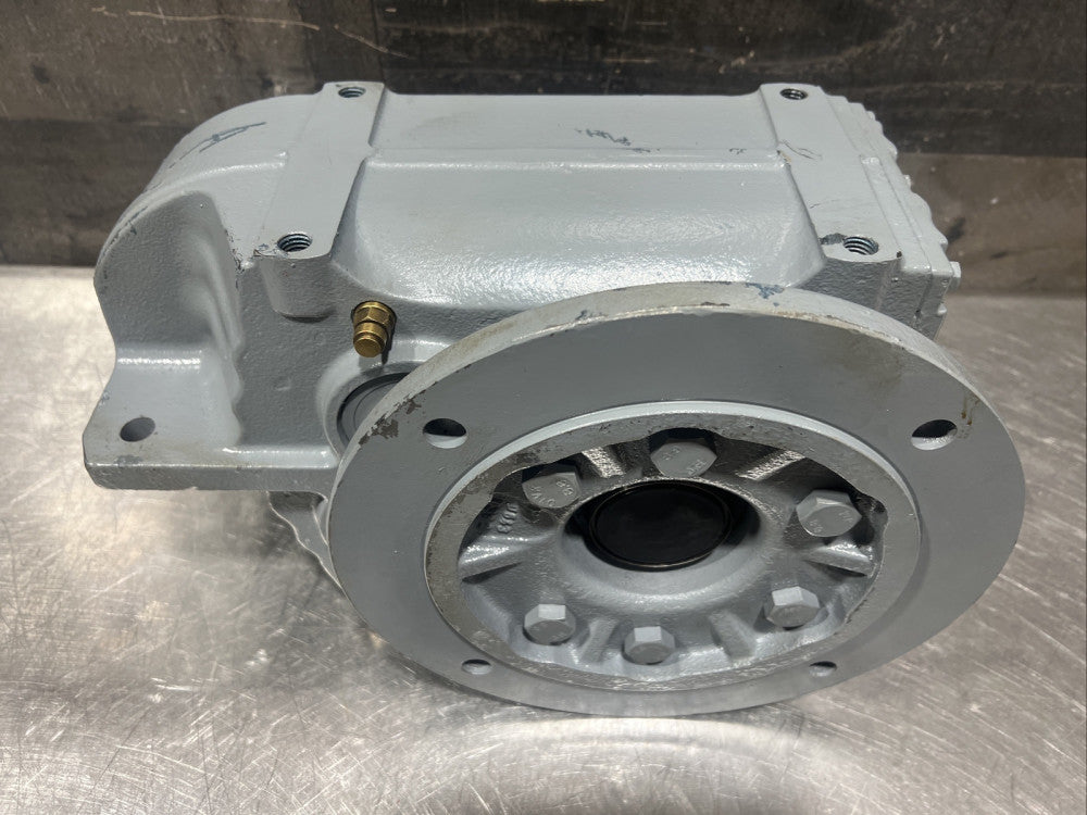 Sew Eurodrive Gearbox FAF67DT90S6 870131853.99.99.001 Nos Surplus
