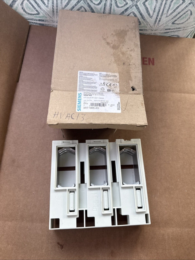 NEW SIEMENS 3RT1966-4G TERMINAL BLOCK