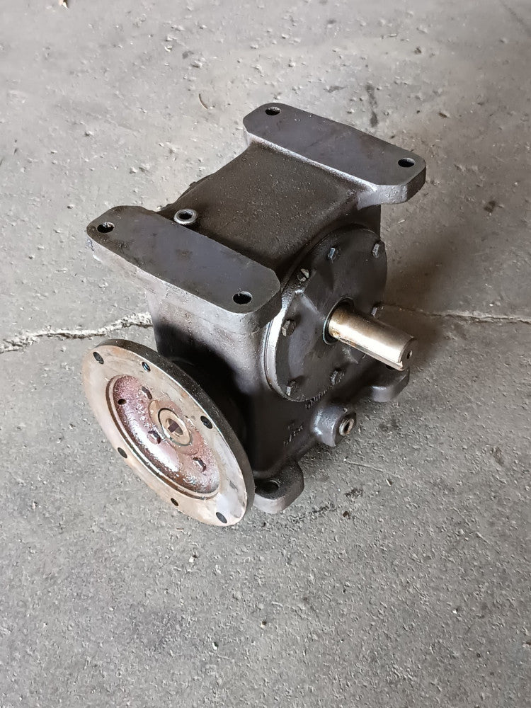 Browning 237U Right Angle Wormgear Gear Reducer Untested, May Not Work
