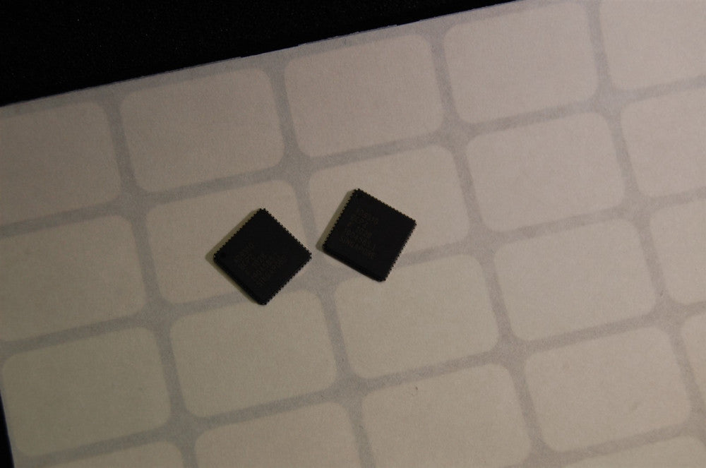 (2) ANALOG DEVICES AD9510BCPZ IC CLOCK BUFFER