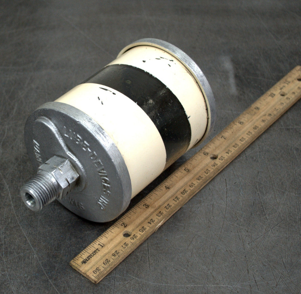 Lube Devices INC. - Drop Feed Manual Oil Reservoir 1/2 in. NPT