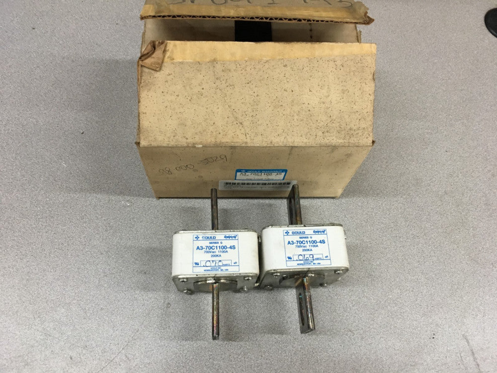 NEW BOX OF 2 GOULD SHAWMUT 1100AMP 700VAC AMP-TRAP FUSES A3-70C1100-4S