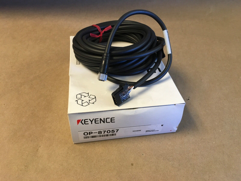 New In Box KEYENCE OP-87057 Sensor Head Cable (KB)