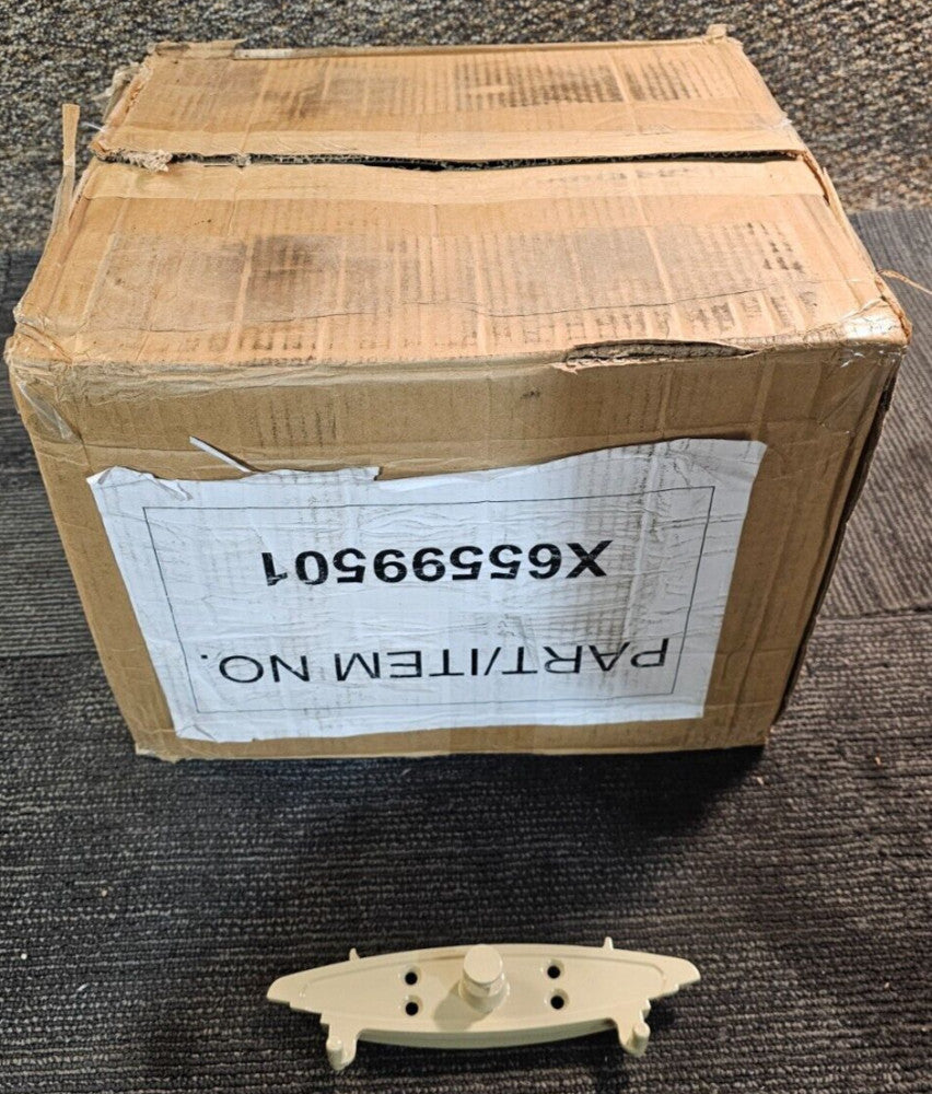 Box of 100 Equinox Louver roof Endcap X65599501 37.5 x 35.5 x 62 CM X65599000-A