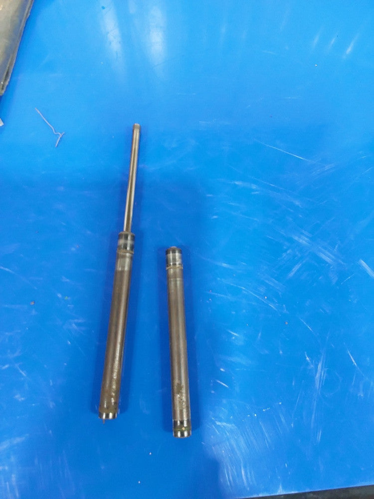 Dadco Nitrogen Gas Spring U.0600-U.1600 2175 Psi/150 Bar