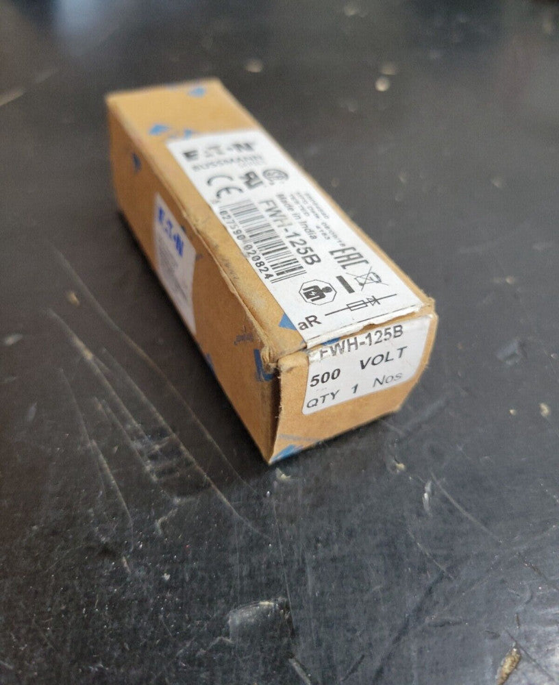 1- EATON BUSSMANN FWH-125B 125 AMP 500 Volt Bolt In Fuse FWH-125B NEW OLD STOCK