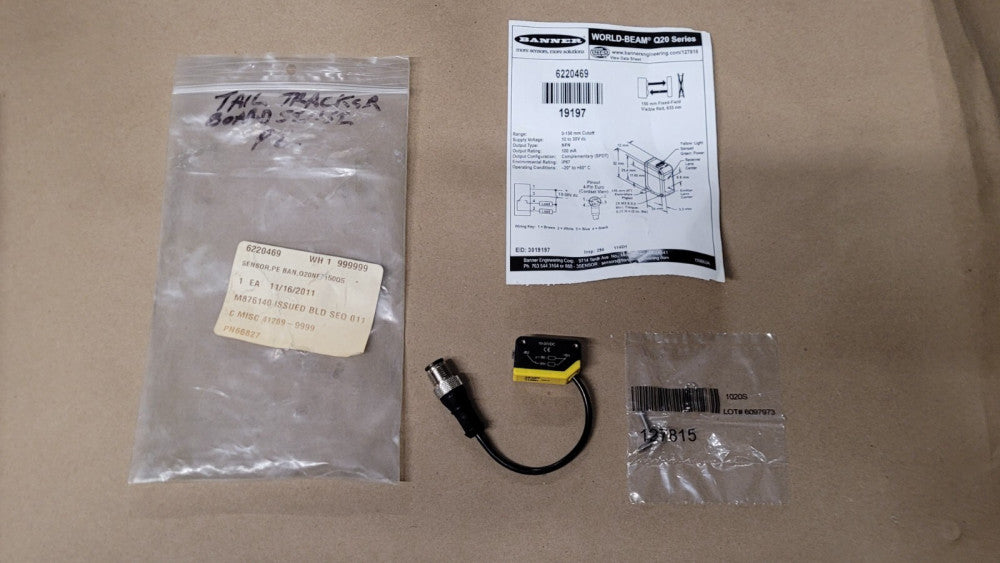 Marquip Ward United 6220469 / Banner World-Beam Photoelectric Sensor 10-30VDC