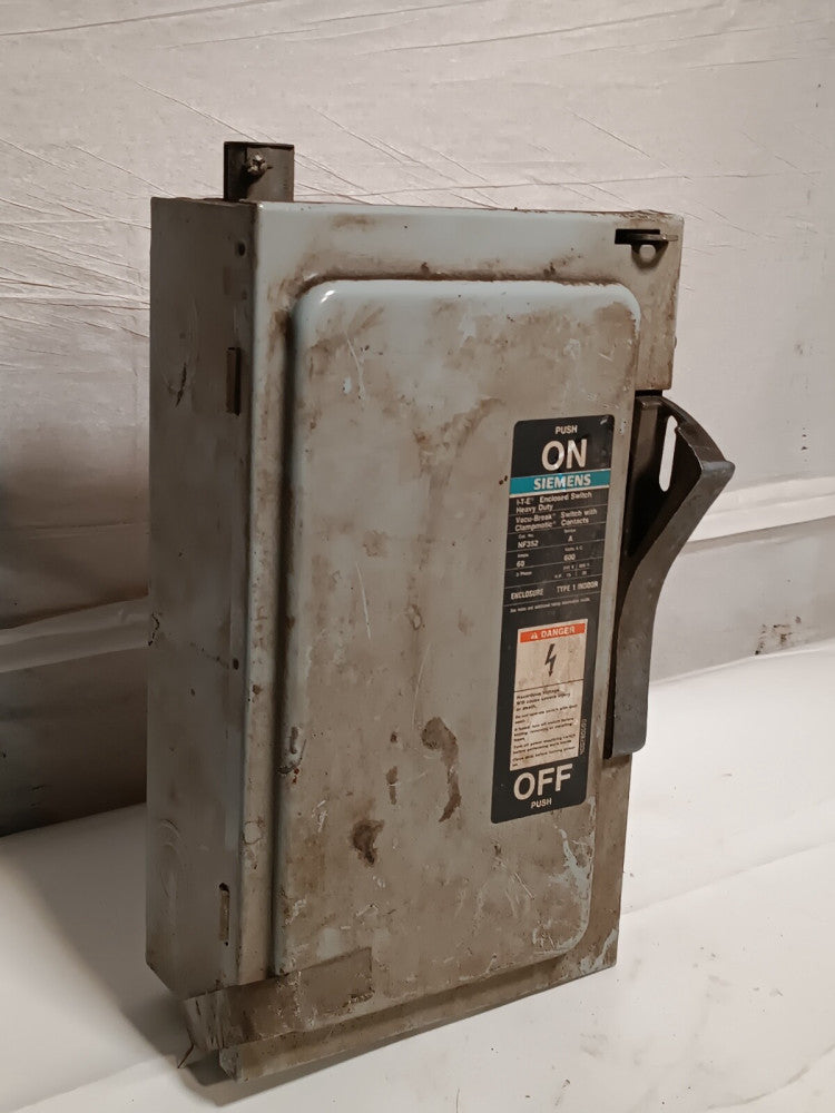 Siemens ITE NF352 Enclosed Switch Series A, 60 Amp, 240AC-600AC, 250DC, 3 Phase