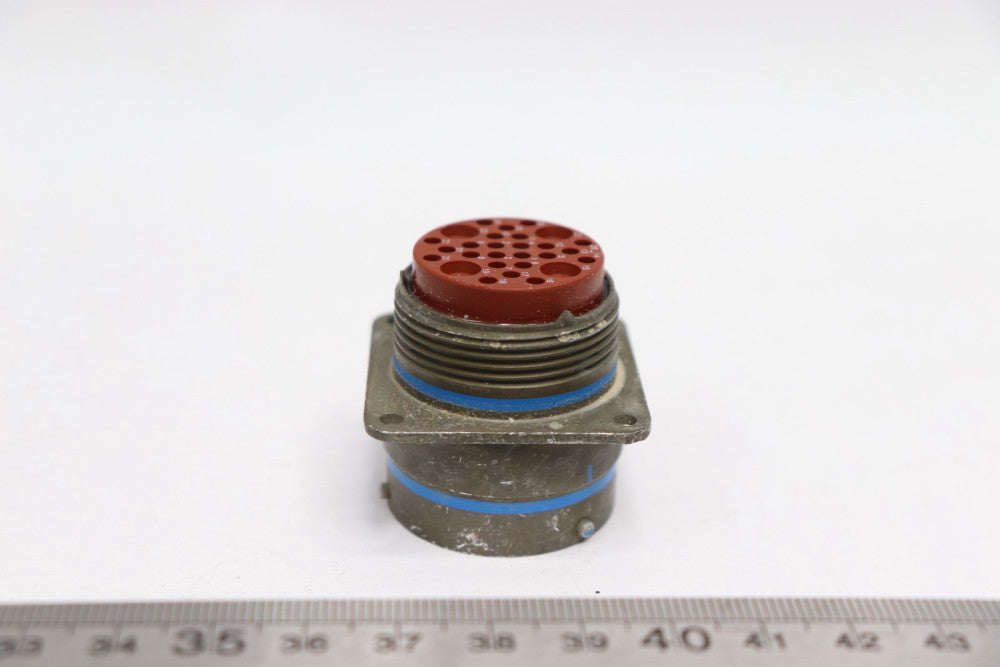 Circular MIL Spec Connector Wall Mount REC Bayonet 28P Size 20 M83723/71W2028N