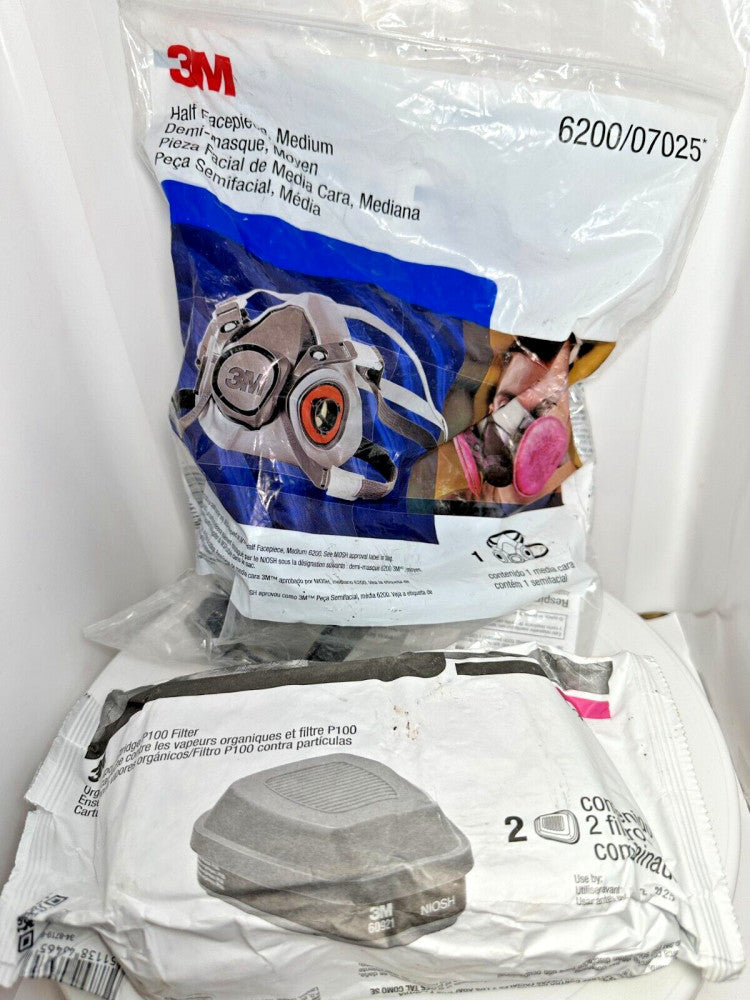 3M 6200/07025 Half Facepiece MEDIUM Respirator + 2-Pack 60921 Filter SET