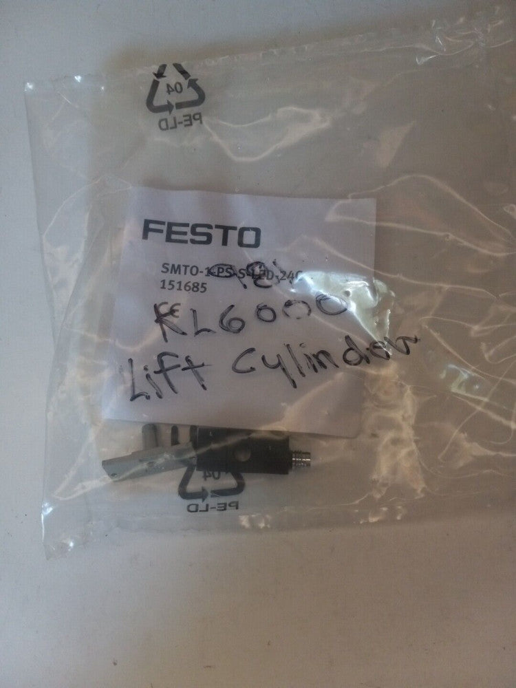 Festo SMTO-1-PS-S-LED-24C Proximity Sensor 151685