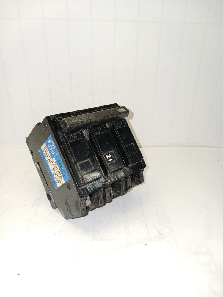 GENERAL ELECTRIC THQB32070 70 AMP CIRCUIT BREAKER 3 POLE BOLT ON 240 VAC