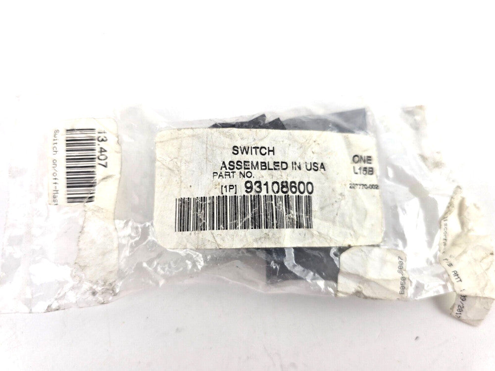 NOS Navistar 93108600 International Switch Rocker On Off SPST IC Bus