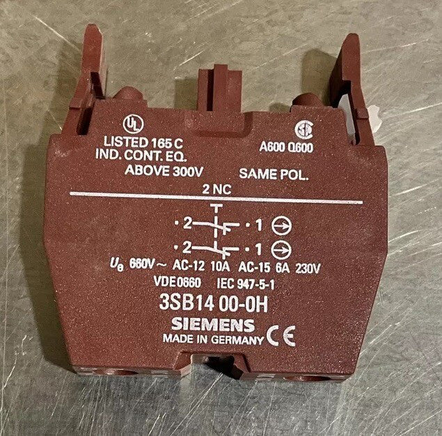SIEMENS 3SB1400-0H CONTACT BLOCK Nos Surplus No Original Box