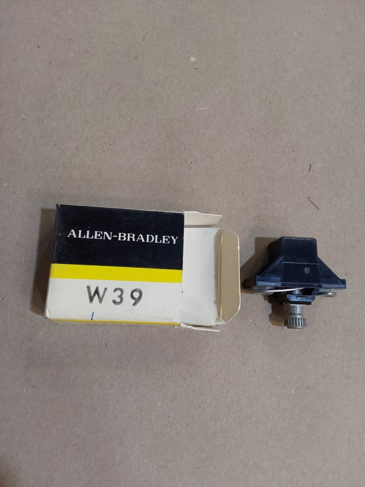 ALLEN BRADLEY W39 OVERLOAD RELAY HEATER ELEMENT NIB