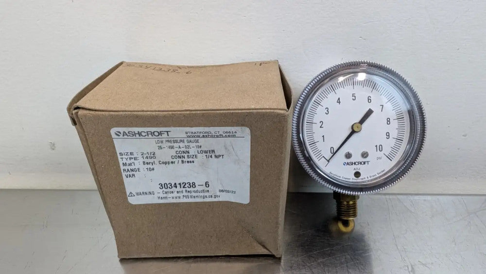 Ashcroft 25-1490-A-02L-10# Pressure Gauge 10 PSI 2-1/2"