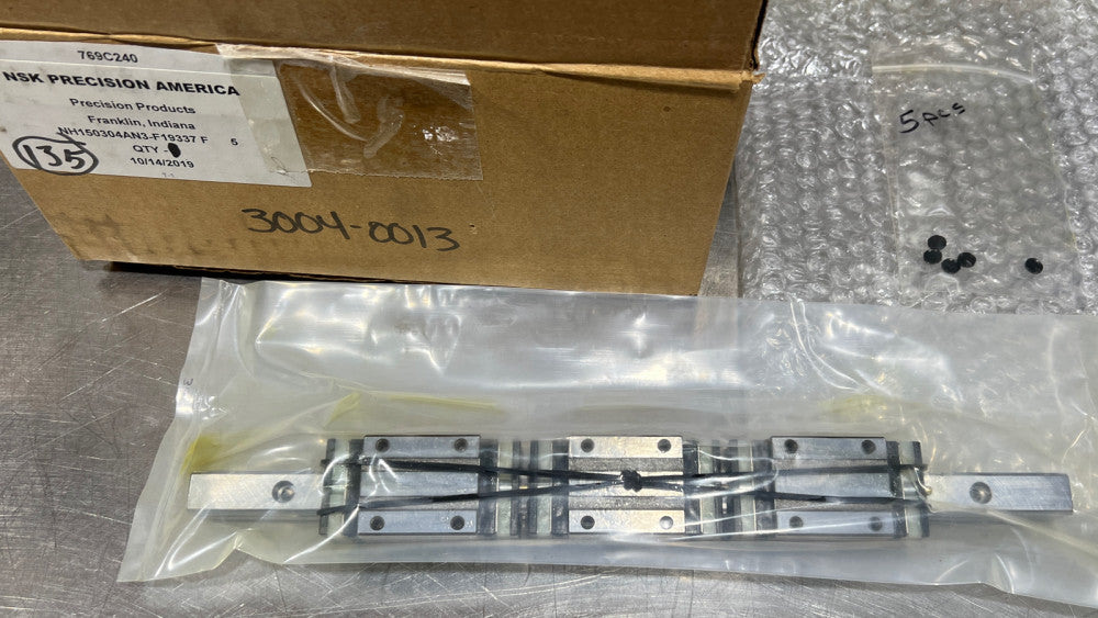 NSK NH150304AN3-F19337F PRECISION LINEAR GUIDE RAIL With 3 Tables Nos Surplus