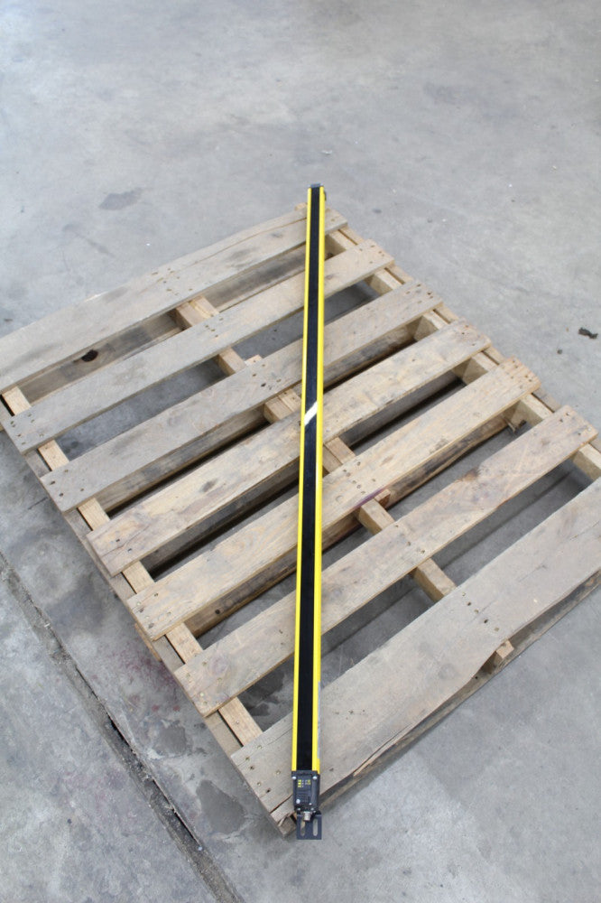 Allen-Bradley 440L-R4K1440YD Guard Shield Safety Light Curtain
