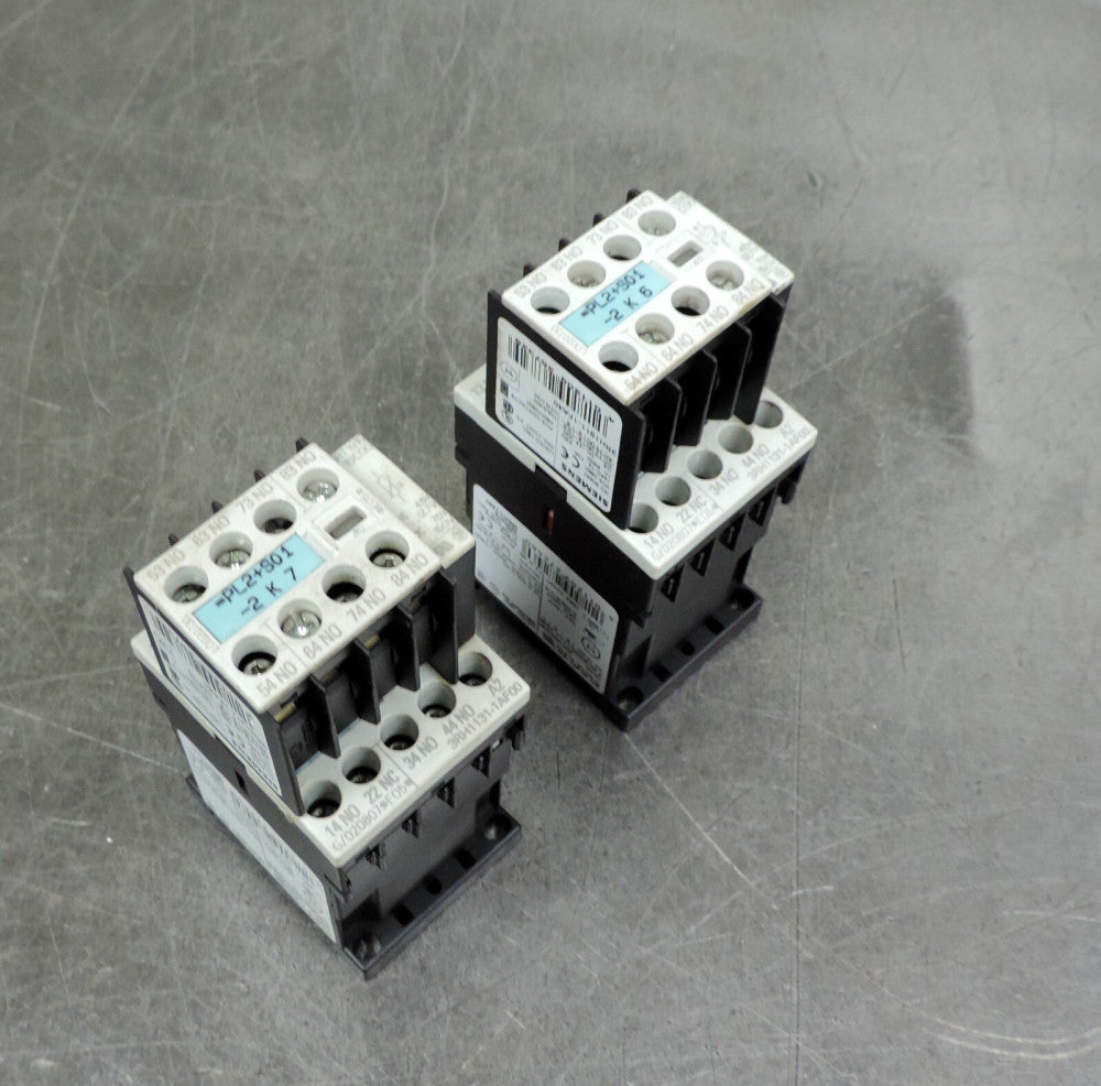 Siemens 3RH1131-1AF00 Contactor w/ Auxiliary Contact 3RH1911-1FA40 Lot of (2)