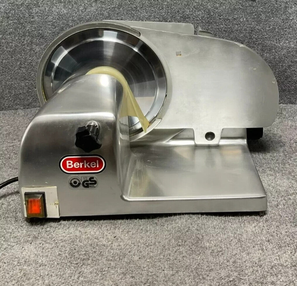 Berkel Duisburg SM‑220 Stainless Meat Slicer – 110 V, Electric Commercial