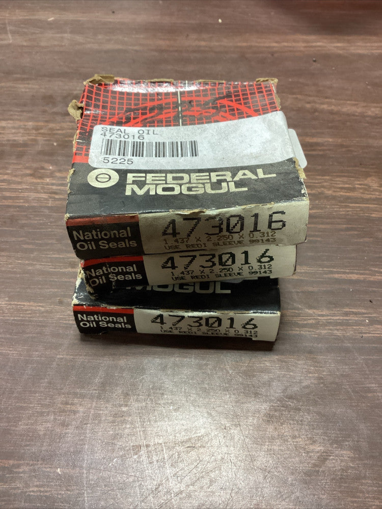 LOT OF 4 NEW IN BOX! FEDERAL MOGUL OIL SEAL 473016