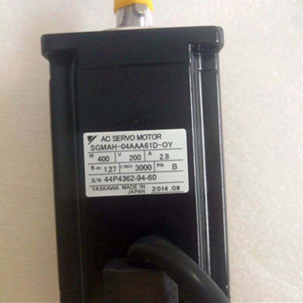 NEW YASKAWA SGMAH-04AAA61D-OY Servo Motor