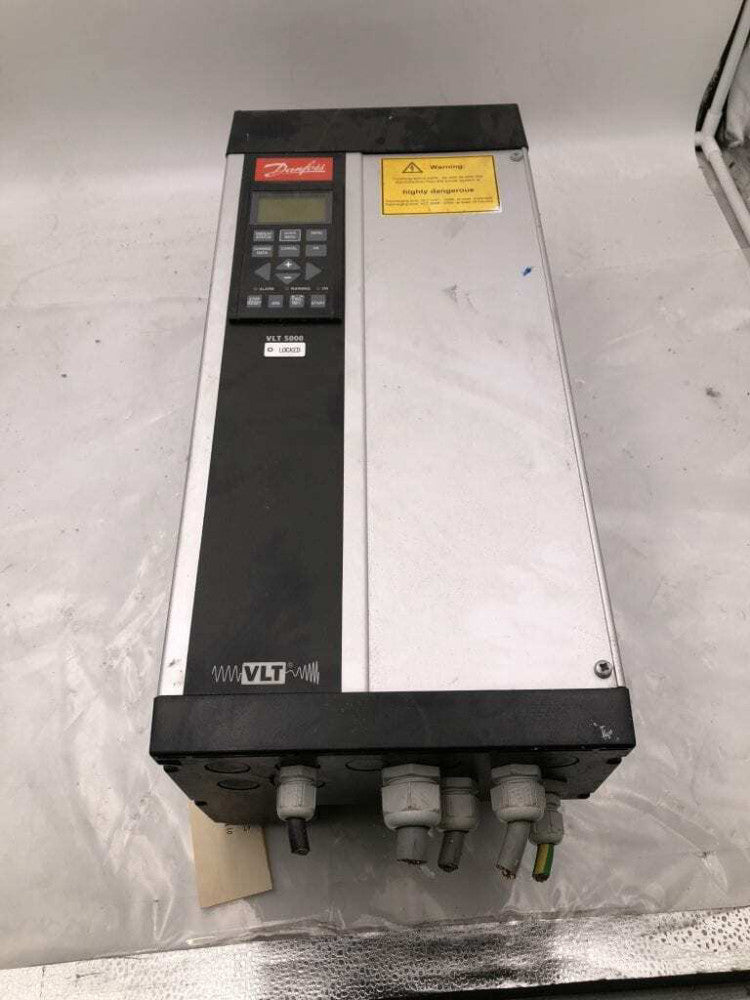 Danfoss VLT 5000 12.2kVA Variable Frequency Drive VFD 0-1000Hz out 380-500V in