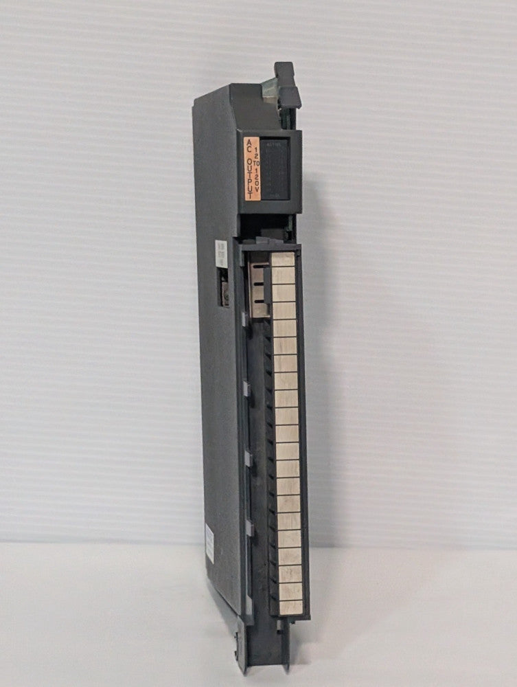 Allen Bradley 1771-OAD 12 to 120 V AC PLC-5 Discrete Output Module, as shown