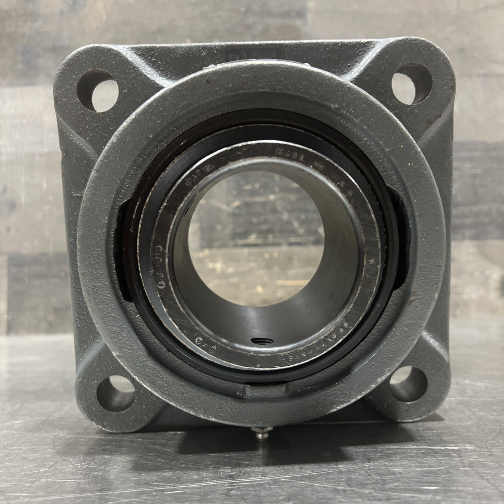 2-15/16" Seal Master Flange Bearing SF-47 Nos Surplus