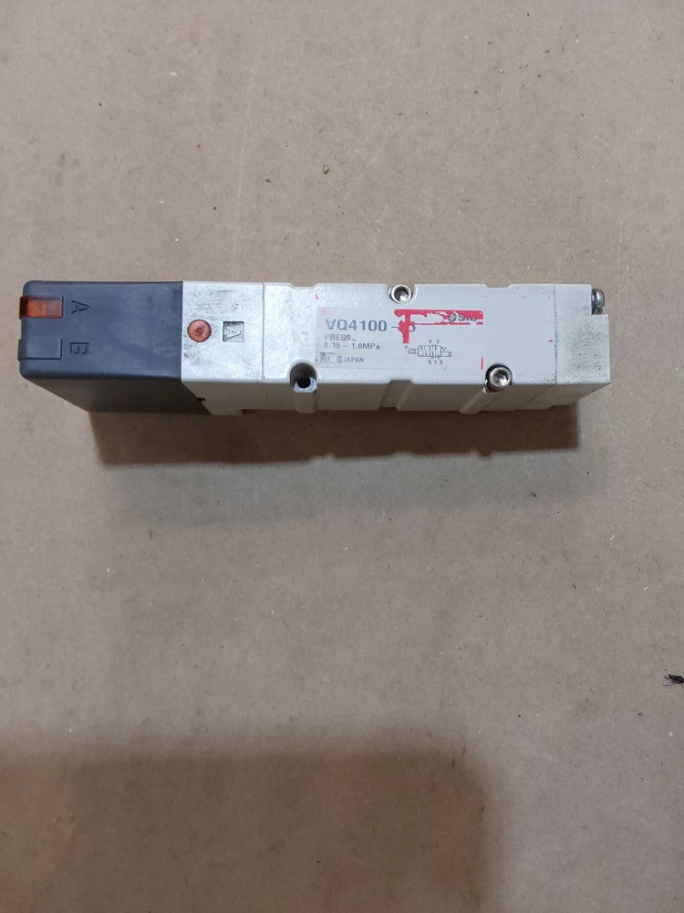 SMC VQ4100-5 valve