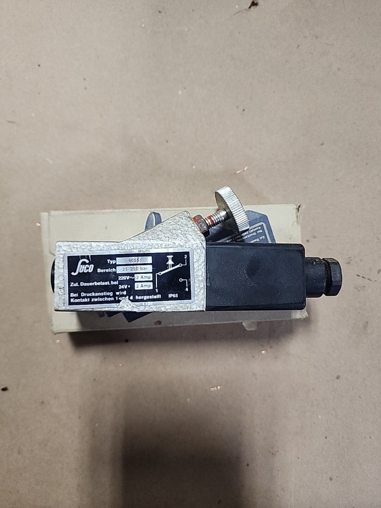 Suco 9055 Pressure Switch IP65 25-250 Bar 220V 2 amp