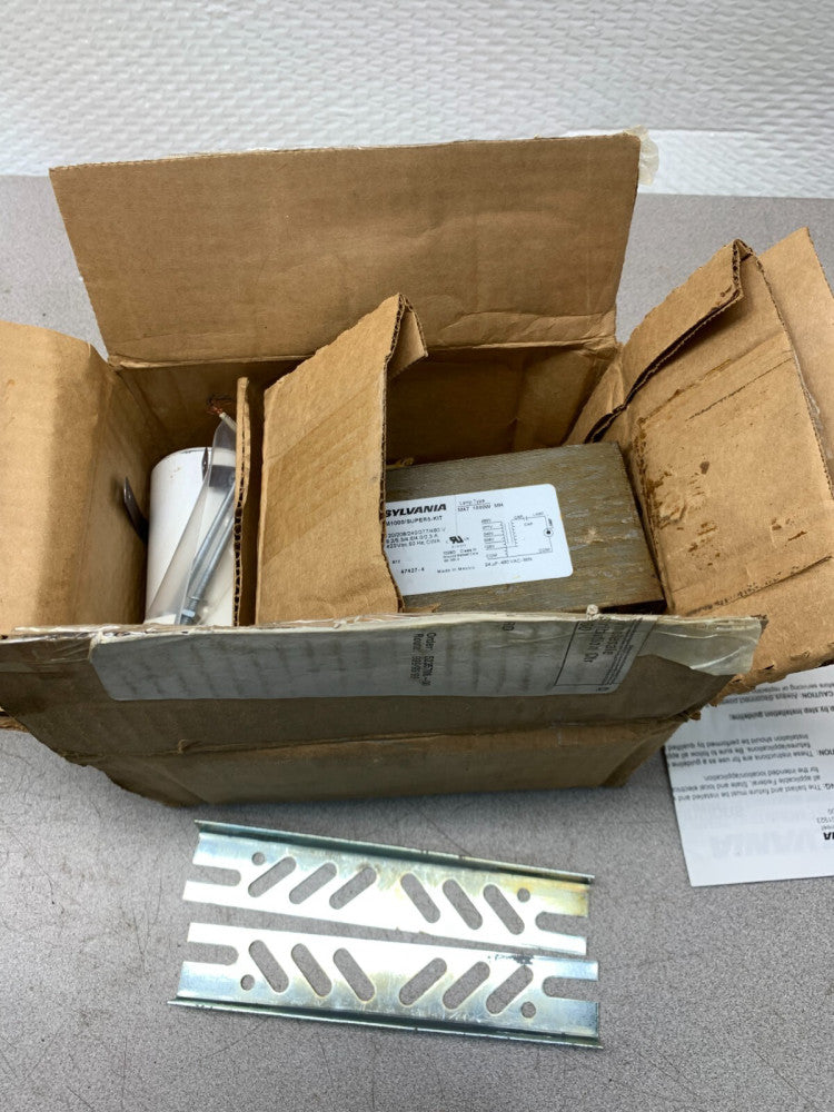 NEW IN BOX SYLVANIA M1000/SUPER5-KIT BALLAST KIT 47427-4
