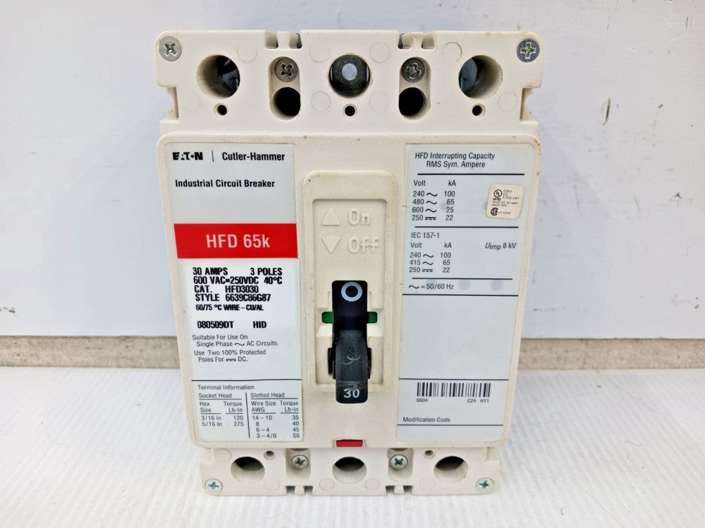 Eaton 30 Amp Industrial Circuit Breaker 3 Pole 600 VAC / 250 VDC 65kA HFD3030