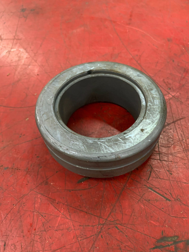 NEW NO BOX RBC SPHERICAL PLAIN BEARING ORB40 SA1 WITH IRB40SA