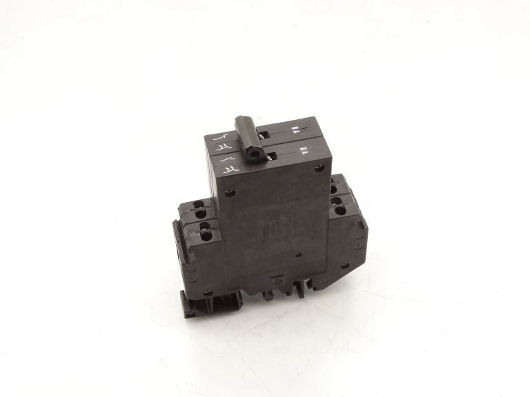 PHOENIX CONTACT TMC 2 M1 120 8,0A Circuit Breaker - Used