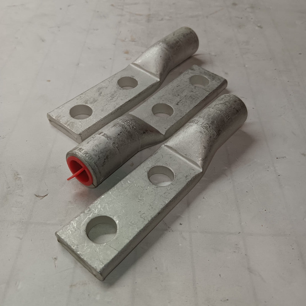 LOT OF 3) NEW BURNDY YA29A3 250AL 2-HOLE COMPRESSION LUG