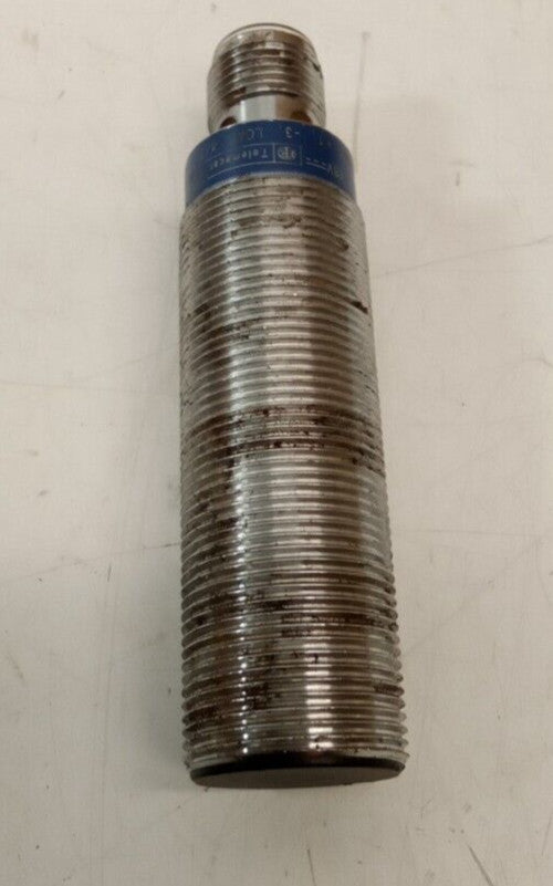 Telemecanique XS1M18PB370D Inductive Proximity Sensor