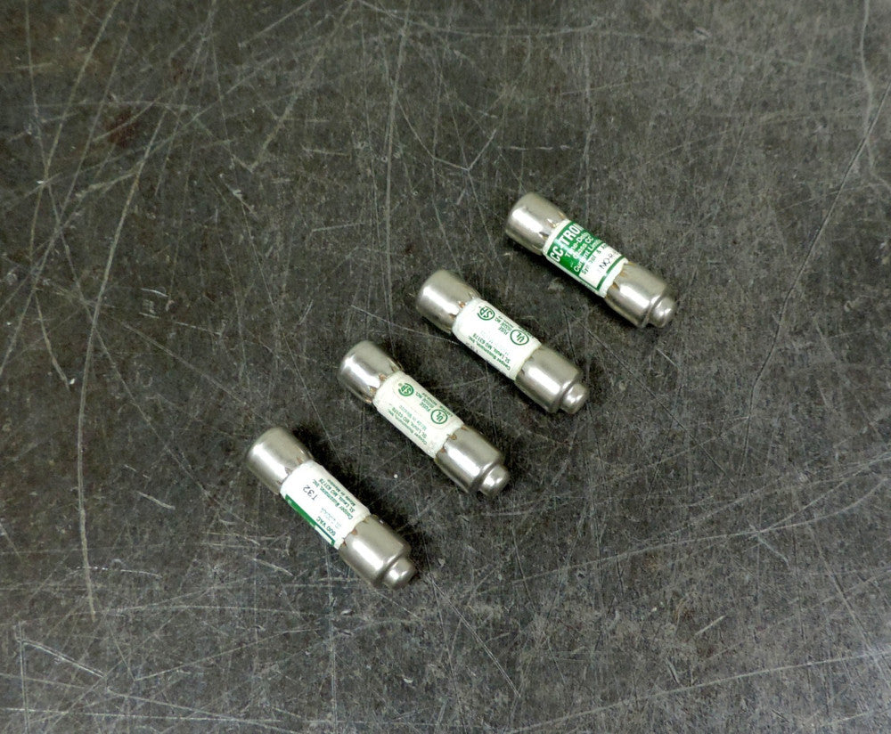 Cooper Bussmann CC-Tron FNQ-R-8 Fuse Time Delay Lot of Four (4)