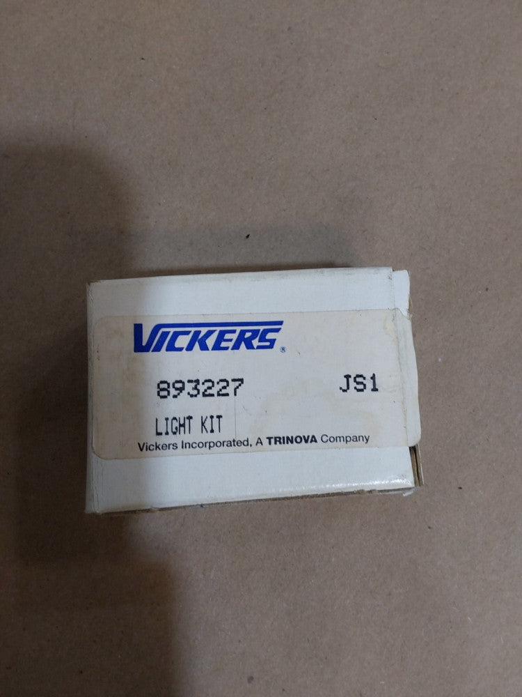 VICKERS 893227 LIGHT KIT NEW IN BOX