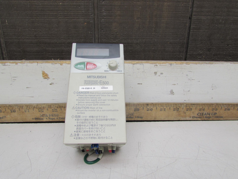 MITSUBISHI FREQROL-E500 FR-E520-0.1K INVERTER UNIT 0.1KW 200V XLNT USED M/O !