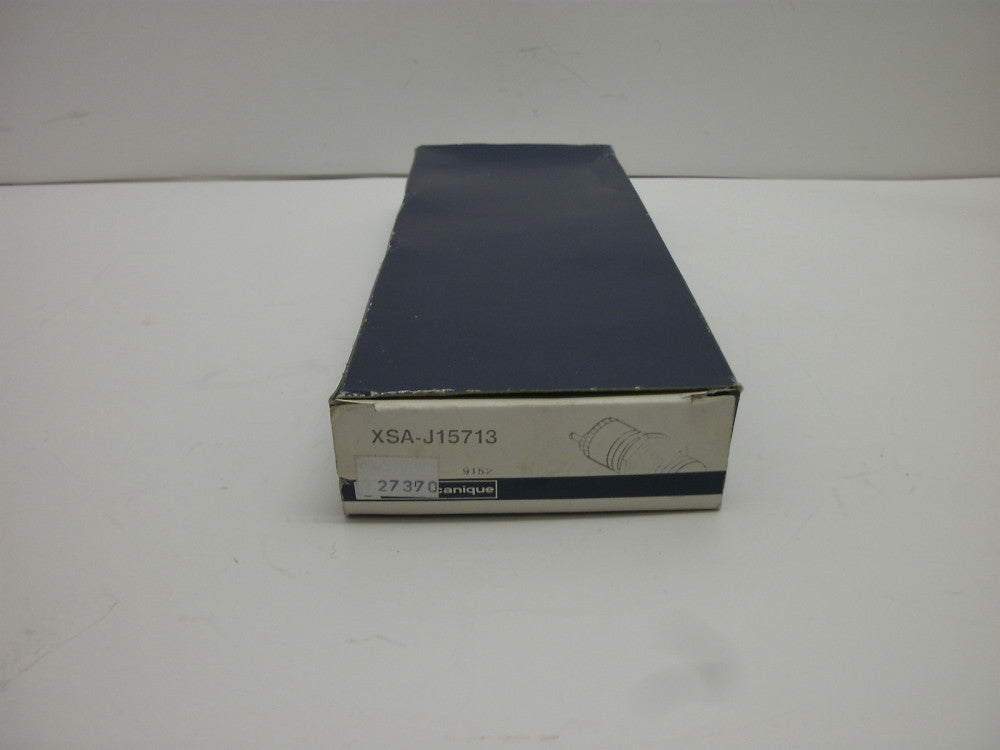TELEMECANIQUE XSA-J15713 PROXIMITY SENSOR UN:24....48V NEW IN BOX
