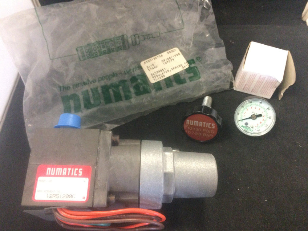 NEW NUMATICS 12RS1200C PRESSURE REGULATOR WITH 214-103A GAUGE 110
