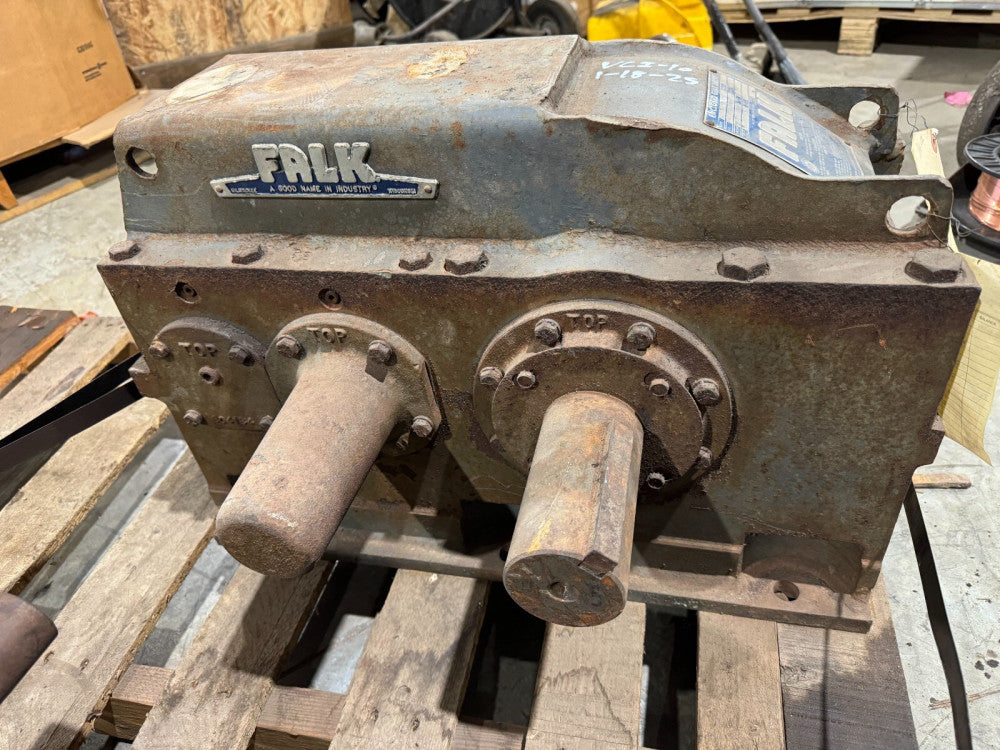 USED FALK ENCLOSED GEAR DRIVE SPEED REDUCER 6.231 RATIO 2050Y1-B