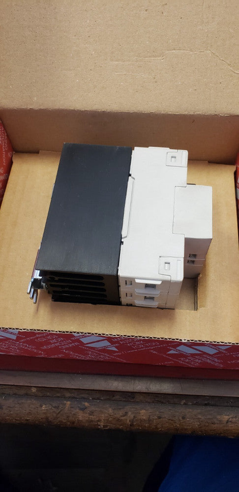 NEW Carlo Gavazzi RGC3A60A20KKE 3P-SSC-AC IN-ZC 600V 3X20A 120 ( A1-2A)