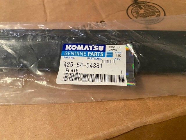 KOMATSU 425-54-54381 - PLATE