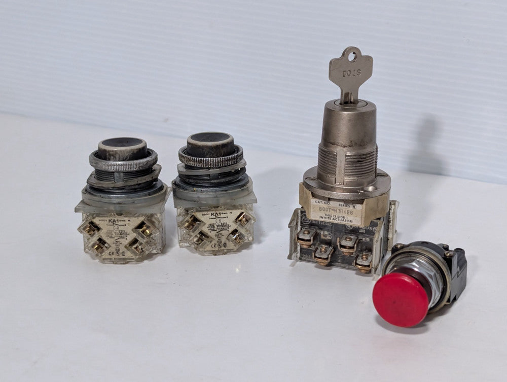 Lot of 4 assorted Schneider/GE/Allen-Bradley Heavy Duty Pilot Devices, Switches