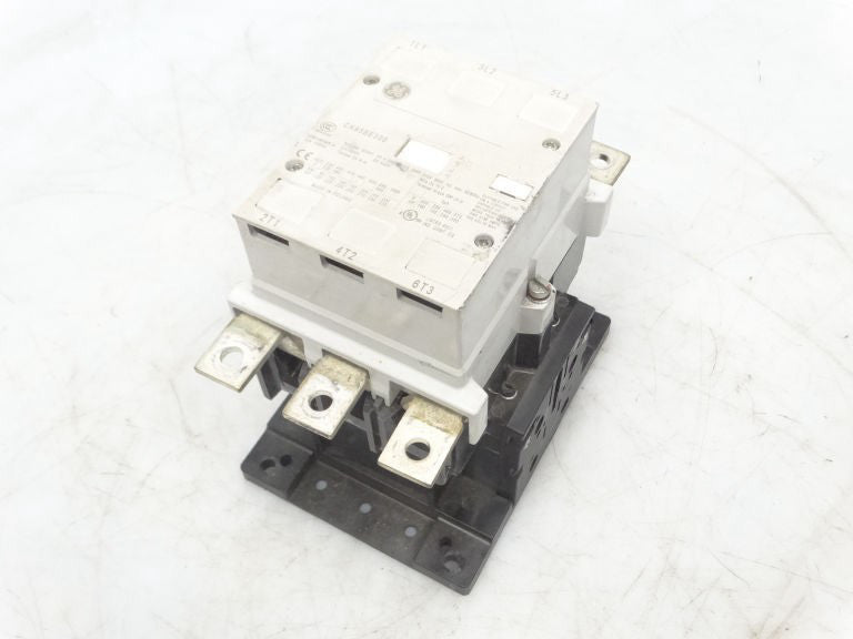 GENERAL ELECTRIC CK95BE300J Contactor - Used