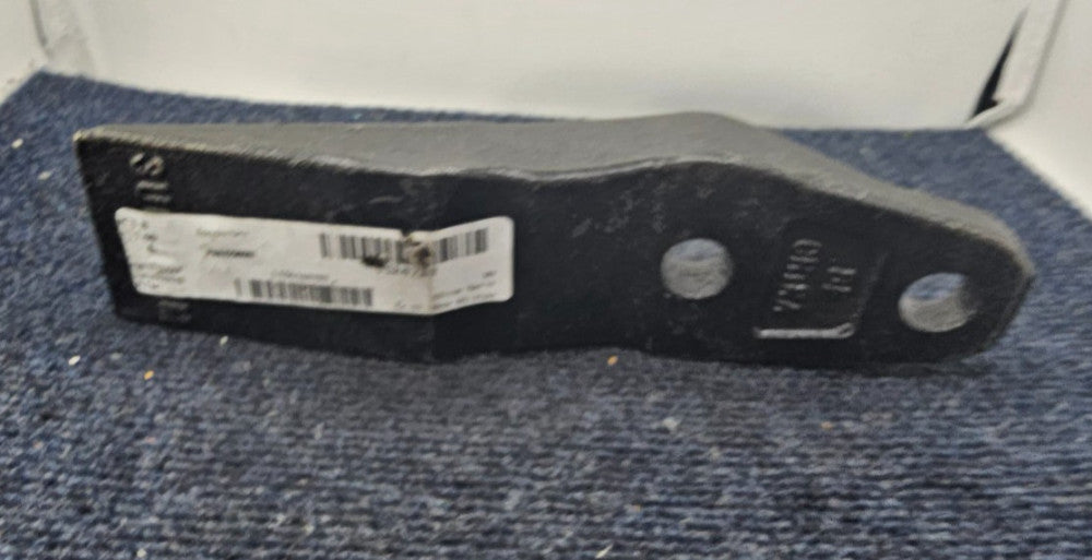 CAT Caterpillar 132-4720 Uni-Loader Bucket Tooth for 242B 232B 252B 226B 216B
